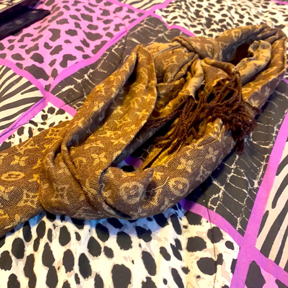 Louie scarf